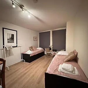 https://stroma-apartment.amsterdamhotelsnl.com